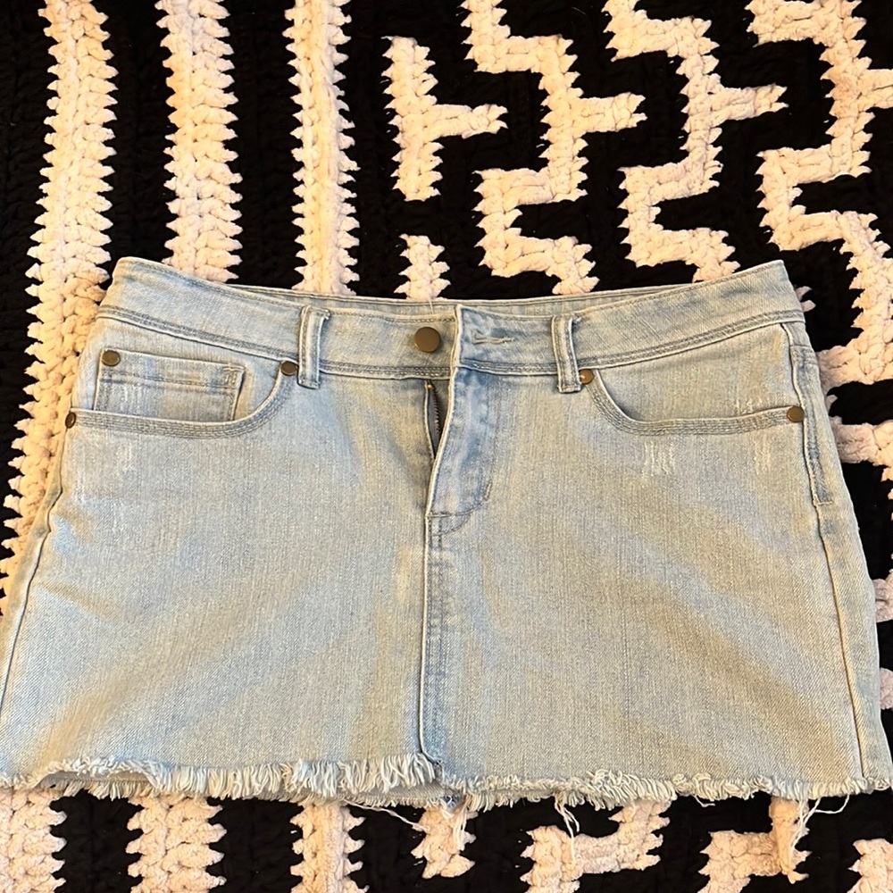 short jean skirt